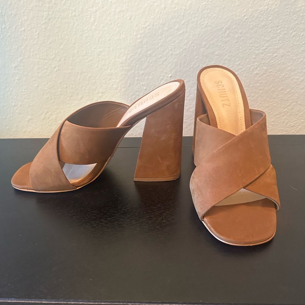 SchultCallie Nubuck Sandal size 8.5 like new, worn once indoors.